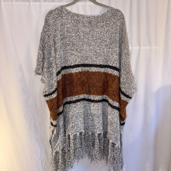 Free People Striped Fringe Juno Boucle Boho Poncho Western Sweater ONE SIZE - Picture 4 of 11